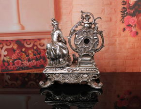 當(dāng)藝術(shù)邂逅時(shí)光 樹(shù)脂工藝美女時(shí)鐘，點(diǎn)綴個(gè)性家居空間